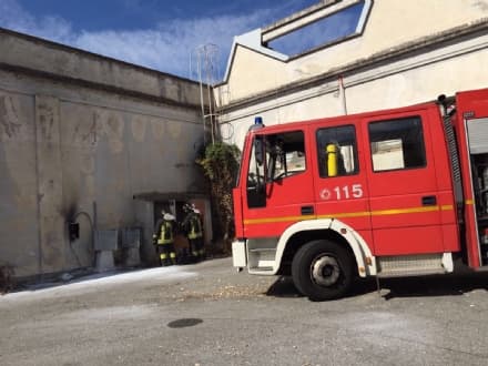 RIVAROLO - Incendio centralina elettrica dai giostrai al Vallesusa - FOTO