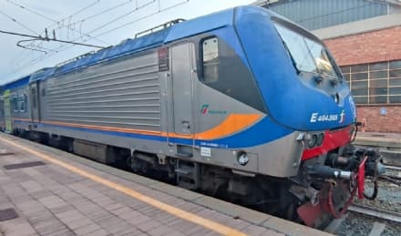 TRENI SENZA PERSONALE A CAUSA DEL COVID - Da domani 36 convogli sostituiti con i pullman
