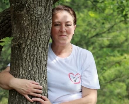 VAL DI CHY - Il «Cammino di Alice»: Paola Faletto in viaggio dal Canavese a Campovolo per dire no alla violenza di genere