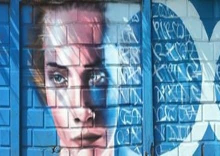 CUORGNE' - Il muro diventa arte: il sindaco Pezzetto ringrazia