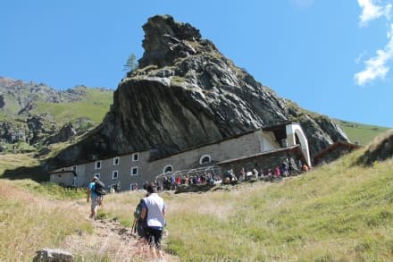 VALLE SOANA - Gioco di squadra nella «Valle Fantastica», cuore del Parco Nazionale del Gran Paradiso