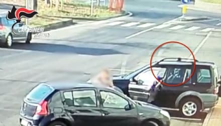 BORGARO - Rubano le borsette sulle auto: presi due marocchini - VIDEO