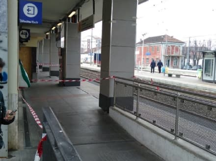 FERROVIA CANAVESANA - Investita e uccisa una persona alla stazione di Settimo: treni fermi per oltre un'ora