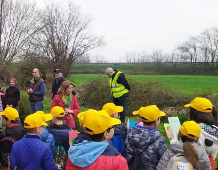 MAPPANO - Studenti piantano alberi al Parco Unione Europea