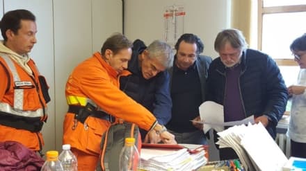 ALLARME INCENDI - Due canadair in arrivo in Canavese. Chiamparino incontra i sindaci a Sparone e Locana - FOTO E VIDEO