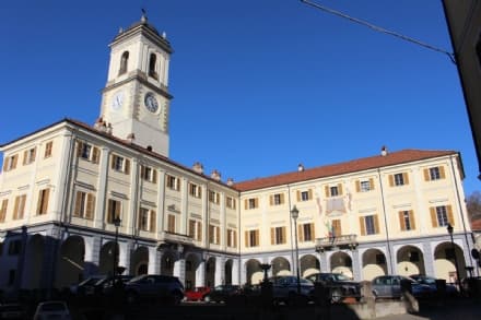 STRAMBINO - Profughi afgani, la sindaca Cambursano: «Pronti a offrire assistenza e riparo a una famiglia»