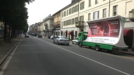 RIVAROLO - Manifesti contro l'aborto per la campagna «pro life»