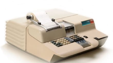 IVREA - Il primo personal computer è «Made in Canavese»: la città Unesco ricorda la «Perottina»