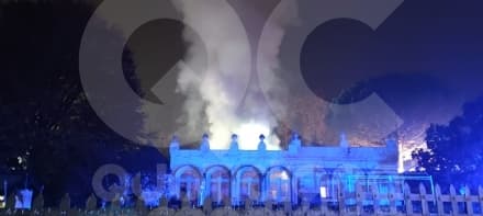 TORRE CANAVESE - Villetta in fiamme alle spalle dell'Esedra, intervento dei vigili del fuoco - FOTO e VIDEO