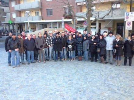 PONT - Operai della Liri occupano piazza Craveri