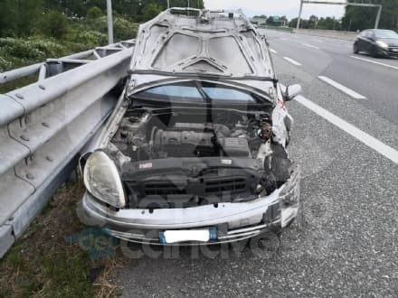 TANGENZIALE TORINO - Centra un camion prima dello svincolo di Borgaro: era ubriaco al volante