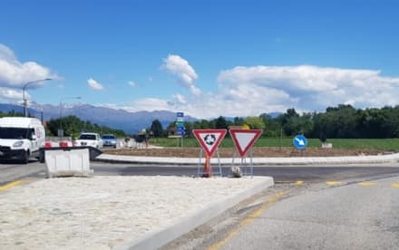 BOSCONERO-RIVAROLO - Aperta la rotonda della borgata Vittoria