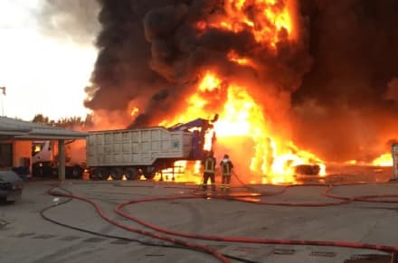 INCENDIO TEKNOSERVICE - A Castellamonte cresce la paura: «L'azienda è troppo vicina alle case»