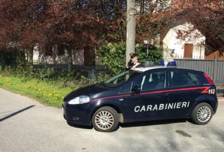 STRAMBINO - Minaccia di morte i titolari del bar per farsi dare da bere: arrestato dai carabinieri