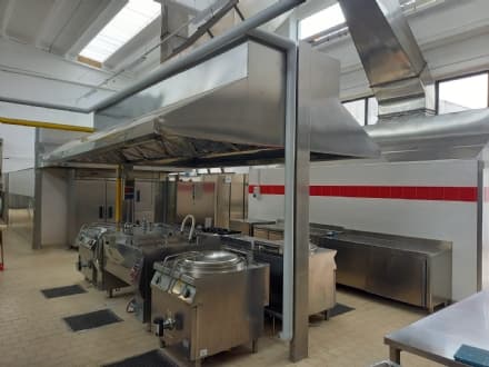 BUROLO - Inaugurato il centro cottura Dussmann: servirà le scuole dell'eporediese