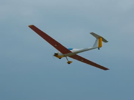 MAZZE' - I modellini degli aerei fanno rumore ma il fatto «non costituisce reato»