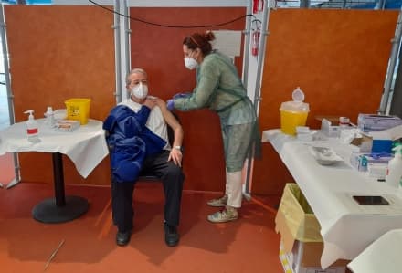 CANAVESE - Record di vaccinazioni in un solo giorno: 5255 dosi somministrate nel giorno dello «stress test»