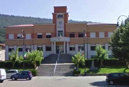 BOLLENGO - Vandali in azione, danneggiati i contatori del gas