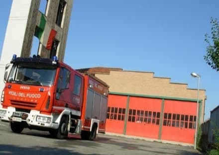 VOLPIANO - Viceministro dell'Interno in visita ai vigili del fuoco