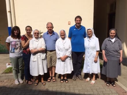 AGLIE' - L'asilo resta senza suore: il paese saluta le religiose