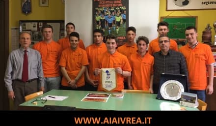 CALCIO - Nove nuovi arbitri nella sezione Aia «Massimo Olivetti» di Ivrea