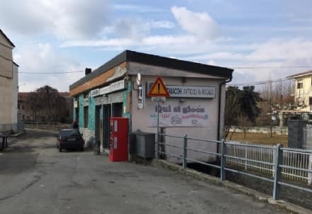 CASTELLAMONTE - In vendita la storica edicola tabaccheria di strada dei Sospiri