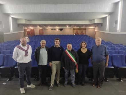 VALPERGA - Il cinema Ambra cambia look e si rinnova per sfidare crisi e calo di spettatori - FOTO