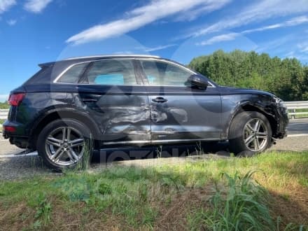 FOGLIZZO - Incidente sulla Torino-Aosta: coinvolti due furgoni - FOTO