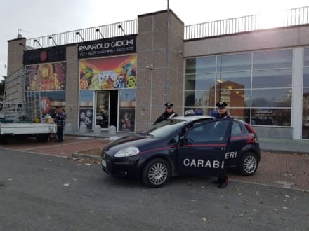 RIVAROLO - Troppi pregiudicati in sala giochi: licenza sospesa