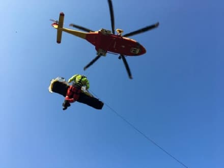 IVREA - Precipita dalla parete di arrampicata: un 40enne ferito