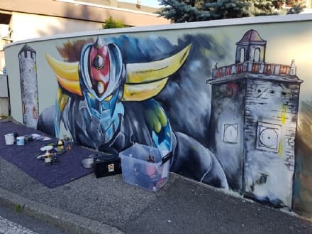 CUORGNE' - Tra passato e futuro, la città si colora con Goldrake - FOTO