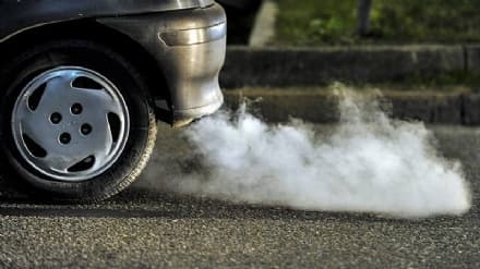 SMOG IN CANAVESE - In autunno torneranno i blocchi alle auto a Ivrea, Chivasso, Leini, Volpiano, Borgaro, Caselle e Mappano
