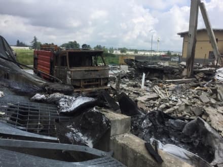 INCENDIO DI SCARMAGNO - Indagini sul rogo: la procura non esclude il dolo - VIDEO ESPLOSIONE
