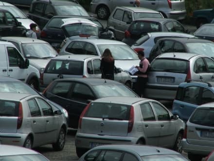 RIVAROLO - Zingari e abusivi al mercato: operazione dei carabinieri e dei vigili urbani