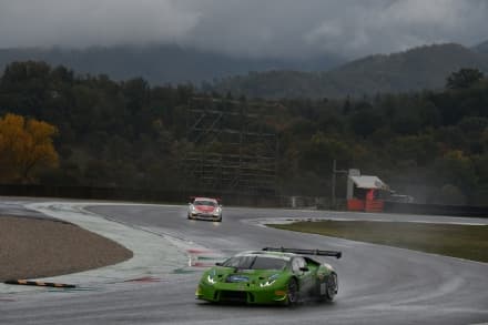 MOTORI - Lorenzo Veglia archivia la stagione nella top ten di GT3