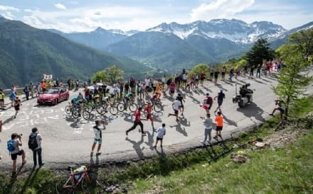 CICLISMO - Giro d'Italia in Canavese: da Santa Elisabetta a Ceresole Reale, una tappa spettacolare - VIDEO
