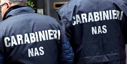 IVREA-CHIVASSO - Chirurgo estetico con il doppio lavoro denunciato dai carabinieri per truffa e falso ideologico