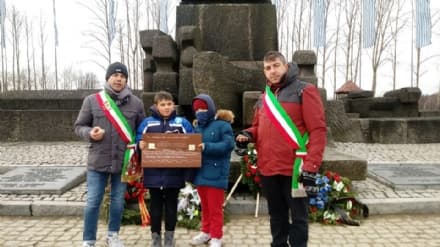 CANAVESE - «La memoria Viva»: i ragazzi delle scuole di Castellamonte e Ozegna ad Auschwitz - FOTO