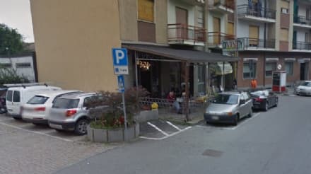 VALPERGA - Ladri in azione al bar Divinity: rubato il videopoker