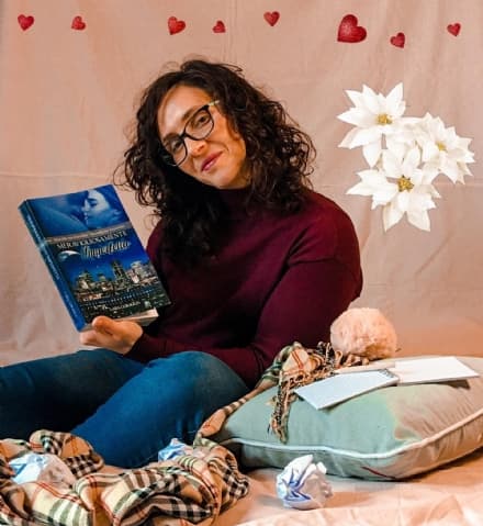 CORIO - Quando la scrittura è passione: Lara Coraglia presenta «Meravigliosamente imperfetta»