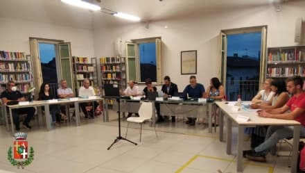 SAN BENIGNO CANAVESE - Il Consiglio comunale per la prima volta a Villa Volpini