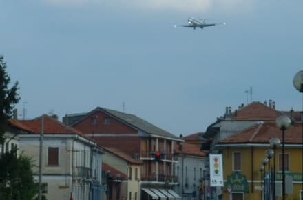 CASELLE - Aereo sfiora le case: Guariniello apre un'inchiesta