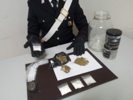 IVREA: I Carabinieri denunciano 4 persone e sequestrano cocaina, hashish e marijuana