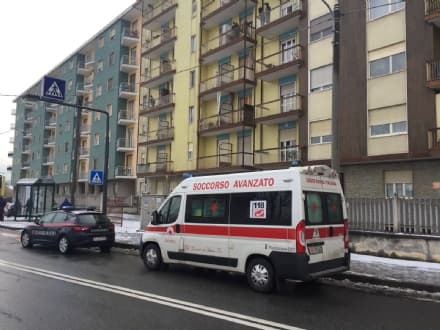 CHIVASSO - Tentato omicidio: 29enne accoltella la madre alla schiena. La donna grave in ospedale