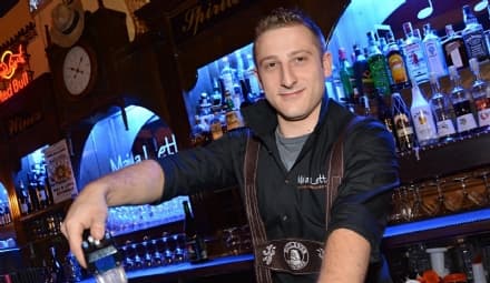 RIVAROLO CANAVESE - Addio a Damiano Mazza, città sotto shock per il giovane papà