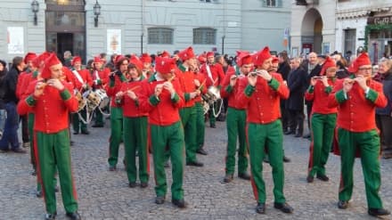 IVREA - Inizia il Carnevale e nelle edicole arriva Il Piffero