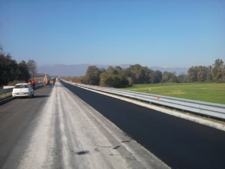 SAN GIORGIO - I pneumatici usati diventano asfalto per le strade del Canavese