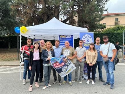RIVAROLO CANAVESE - Tensione al gazebo elettorale della Lega: insulti e gesti osceni nei confronti dei militanti
