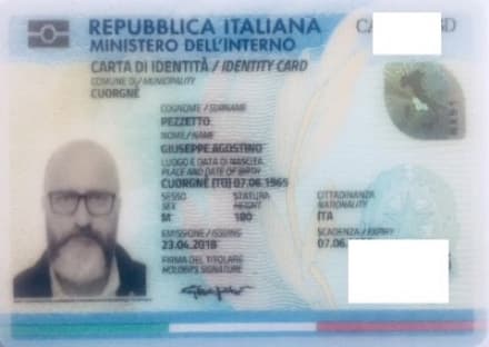 CUORGNE' - Addio alle vecchie carte d'identità: ora il documento è elettronico