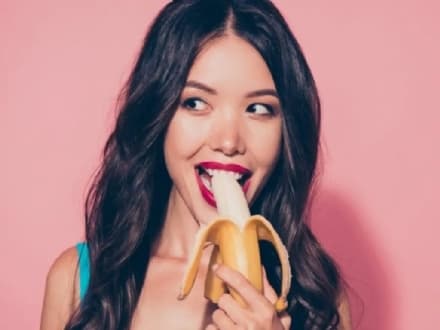 CURIOSITA’ – La gara per mangiatrici di banane finisce nella bufera